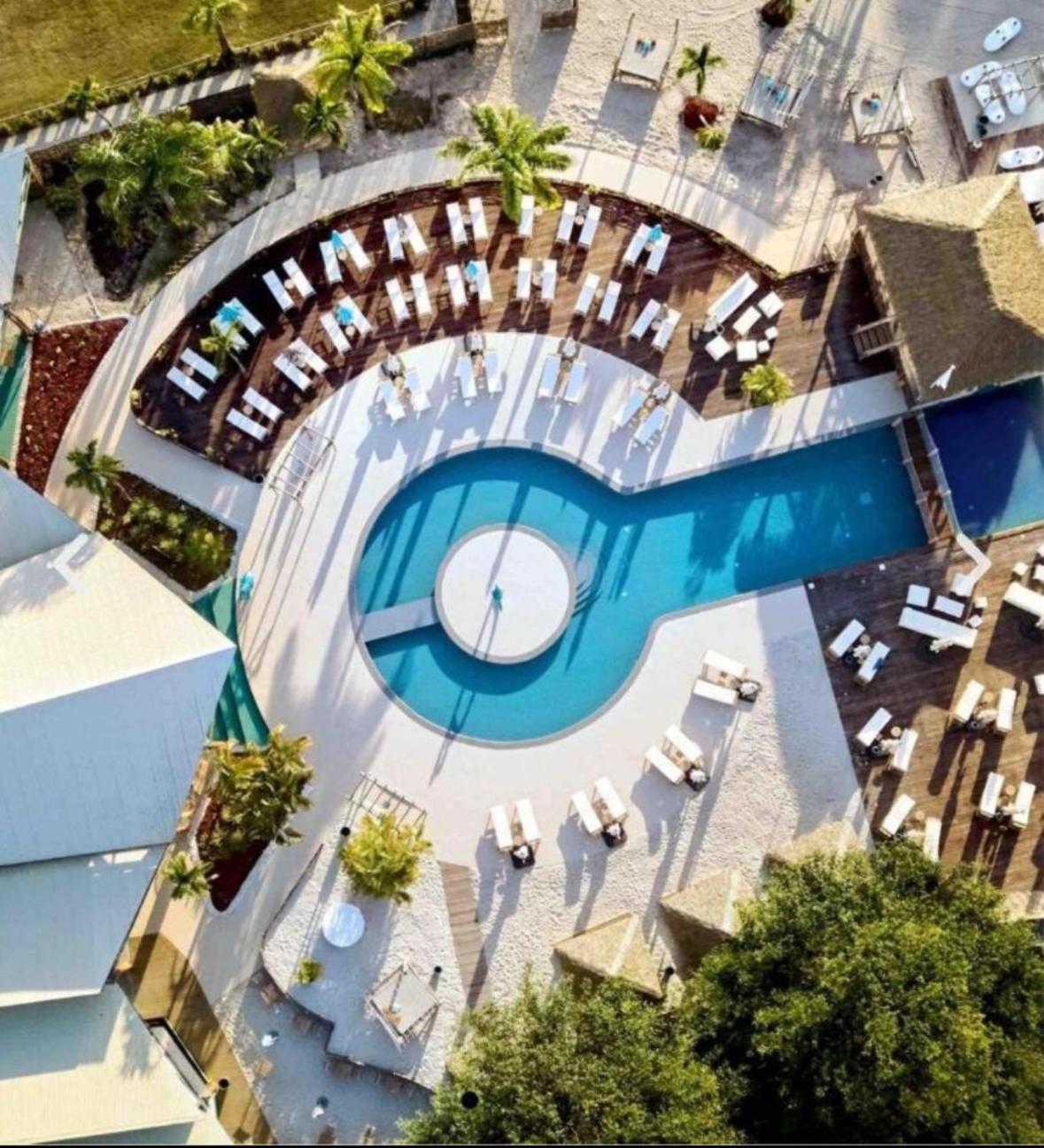 La Ruche De Maia - Blue Dream Beach - Piscine - Jardin - Plage Grand-Bourg  외부 사진
