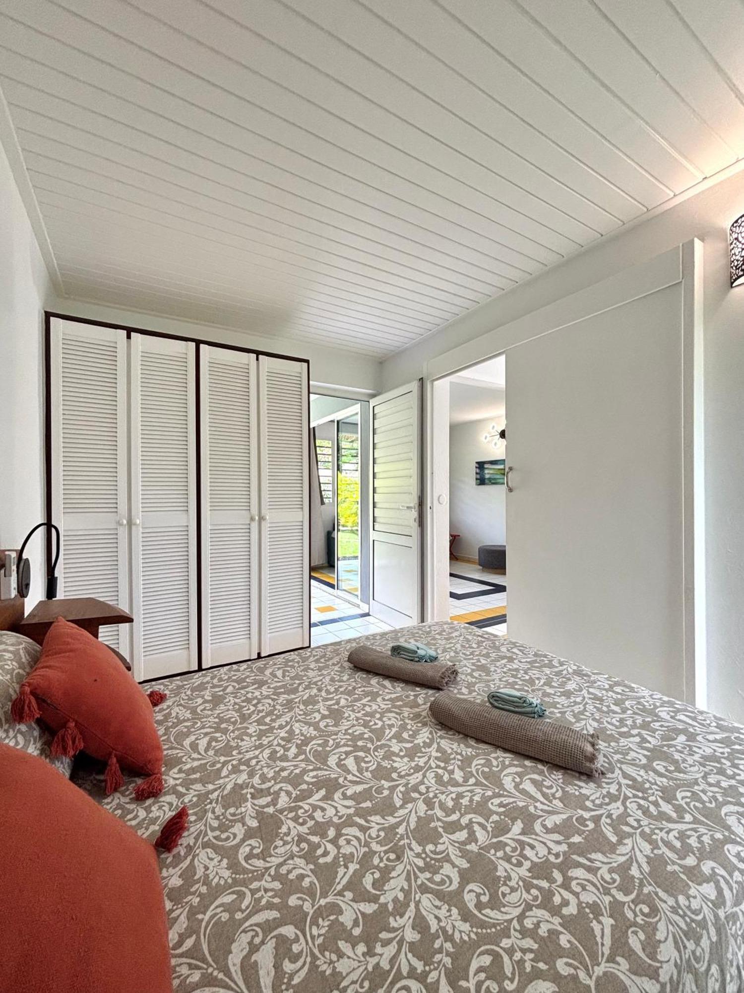 La Ruche De Maia - Blue Dream Beach - Piscine - Jardin - Plage Grand-Bourg  외부 사진